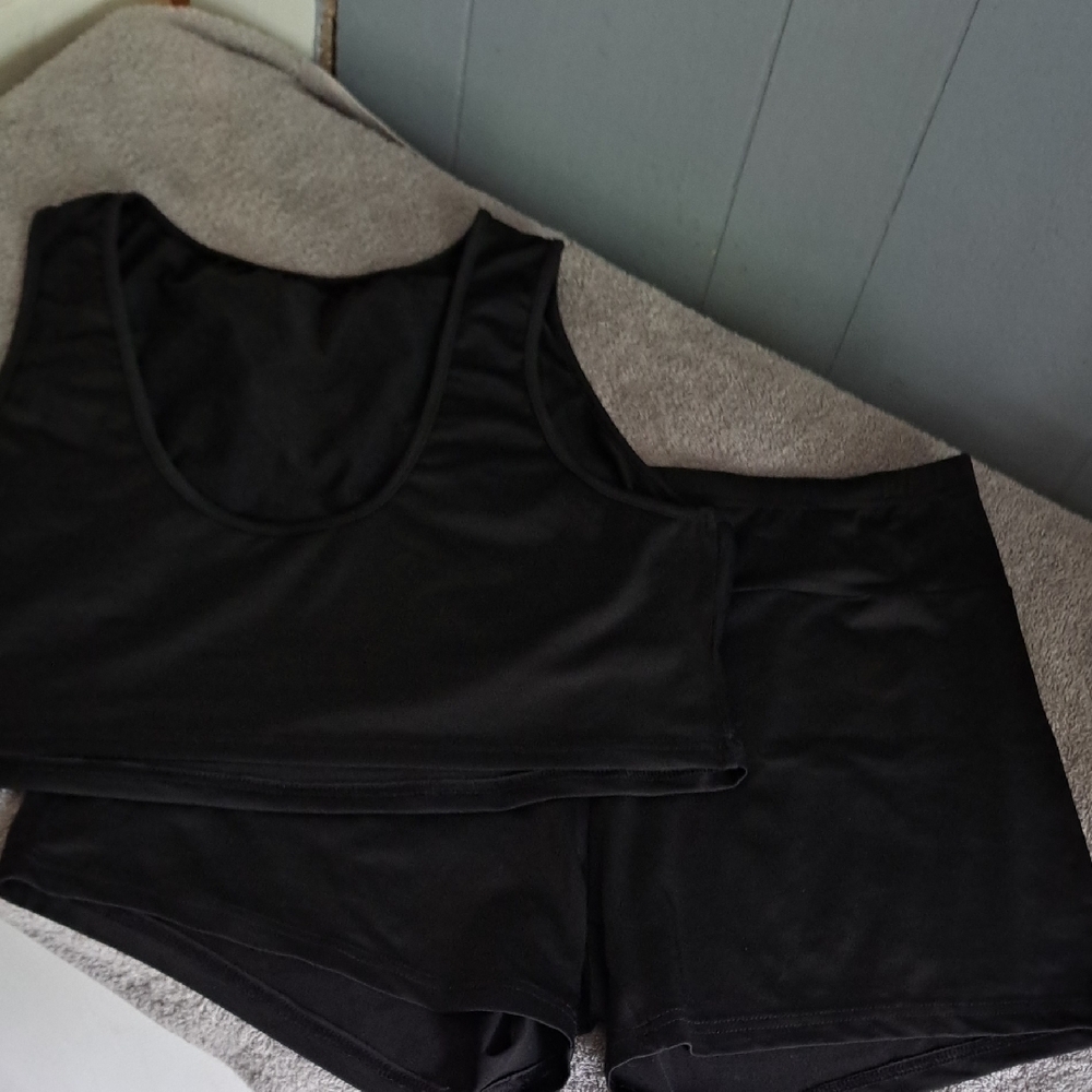 SHEIN Curve Black Tank And Shorts Set